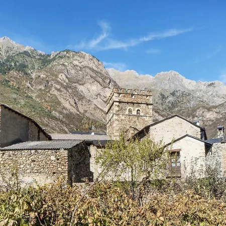 Stone Near And Scenic Apartamento *